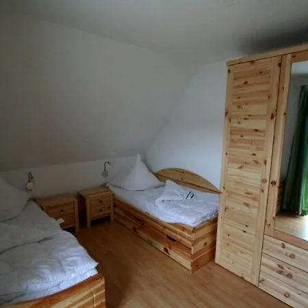 Haus 145 2, Kiefernweg 10 a-3